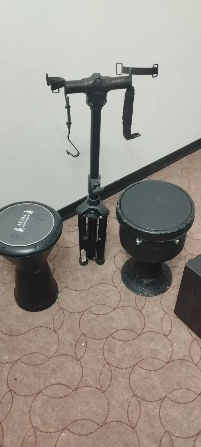 ضرب و تیمپو|سازهای سنتی|اردکان, |دیوار