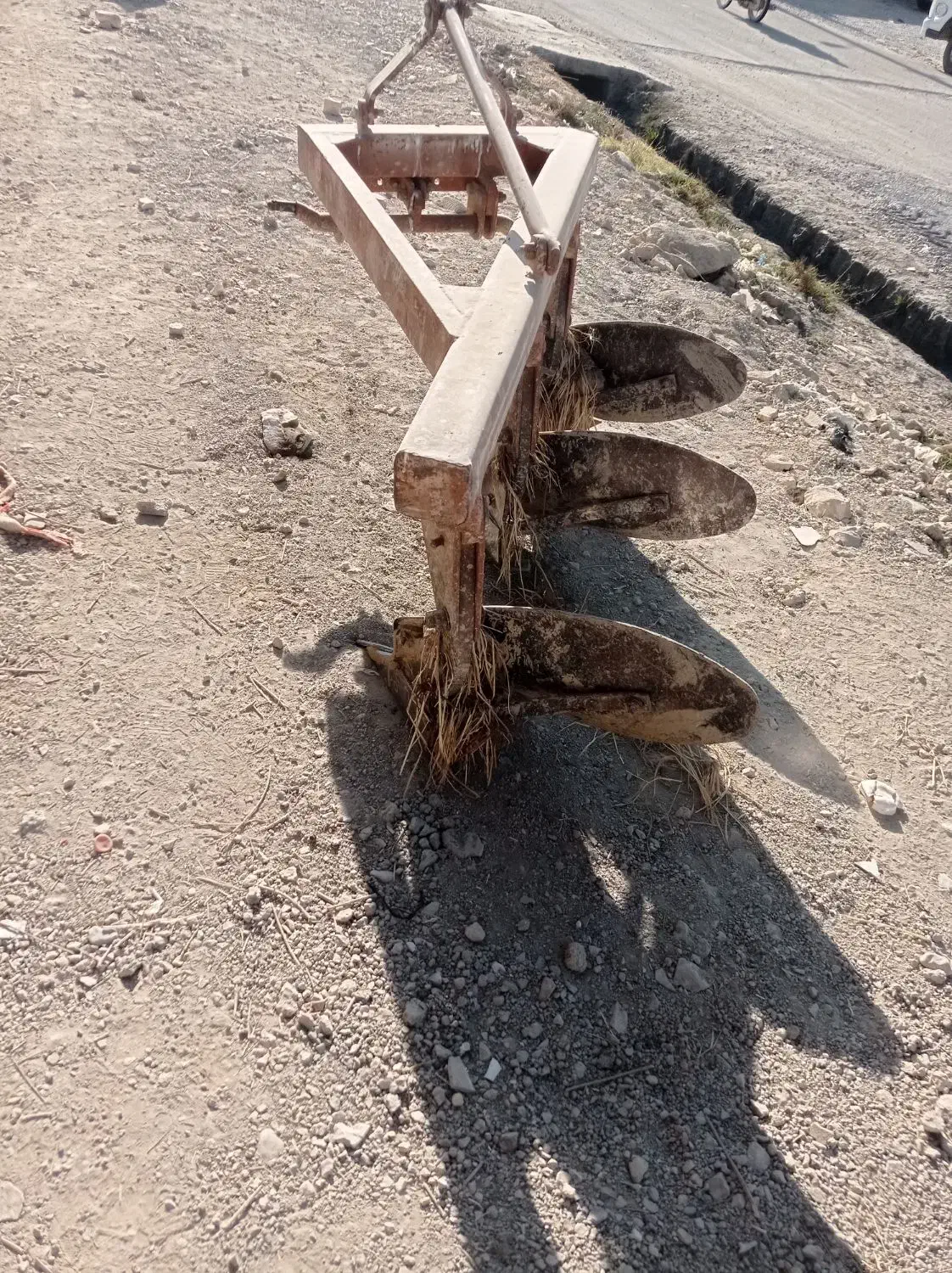 گاواهن سه خیش|ابزارآلات|مرودشت, رامجرد یک|دیوار