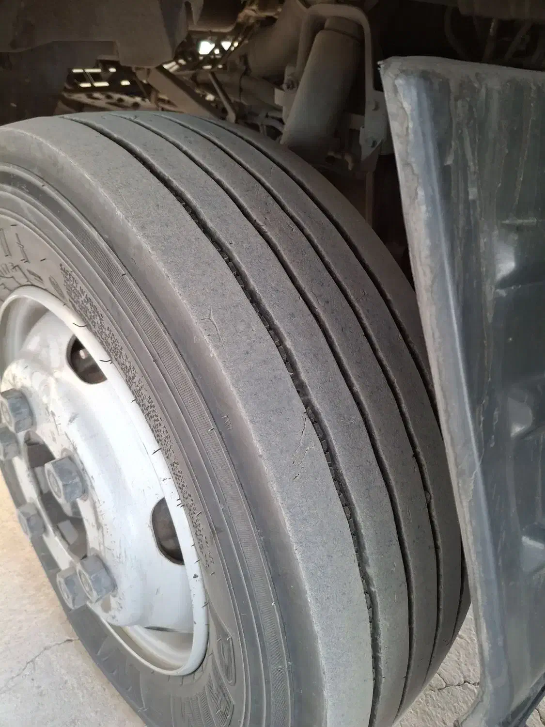 لاستیک تیوبلس ایسوزو|قطعات یدکی و لوازم جانبی|ری, اقدسیه|دیوار