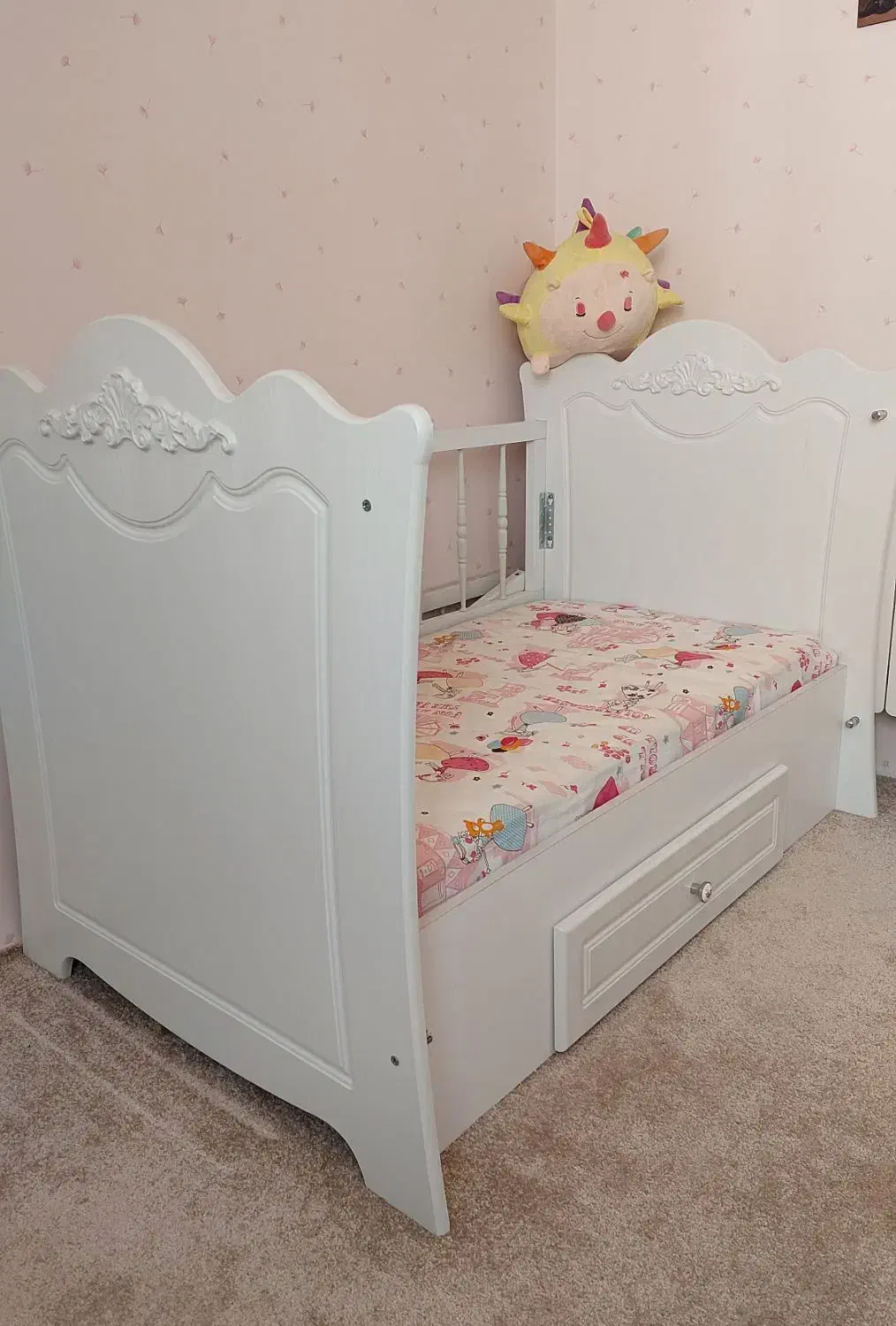 تخت کودک به همراه تشک|تخت و سرویس خواب|محمدیه-قزوین, |دیوار