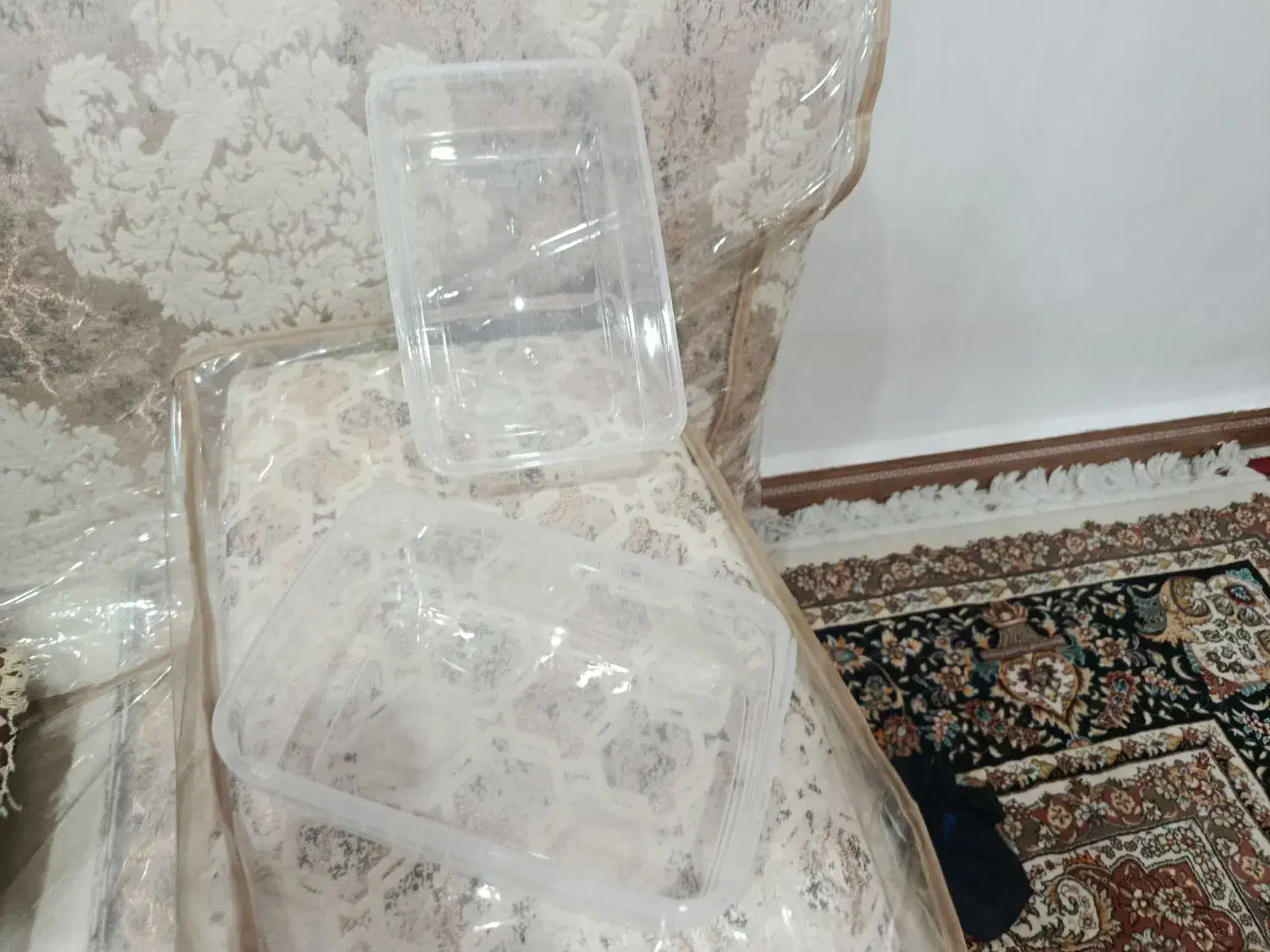 ظروف نگهدارنده غذا درب دار|ظروف نگهدارنده، پلاستیکی، یک‌بارمصرف|اهواز, کمپلو جنوبی|دیوار