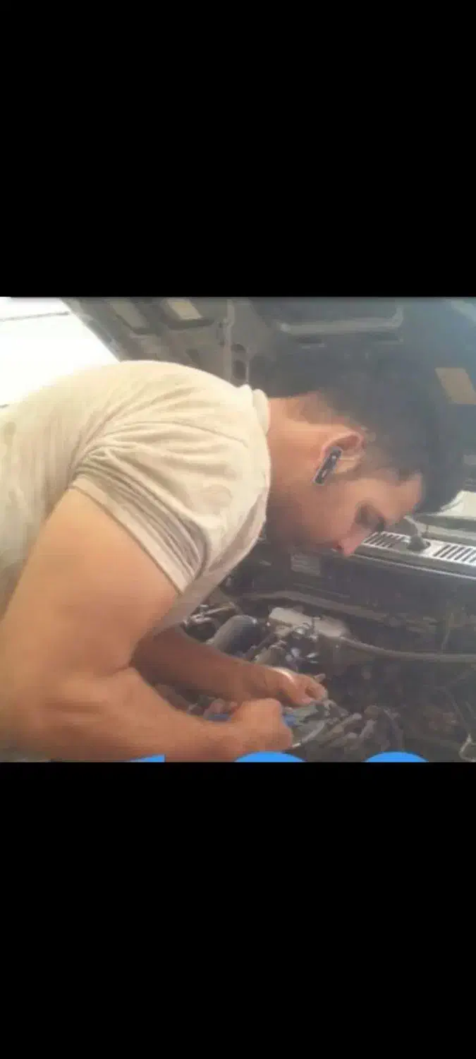 مکانیک‌سیار روشن کردن خودرو در محل|خدمات موتور و ماشین|کرمانشاه, |دیوار