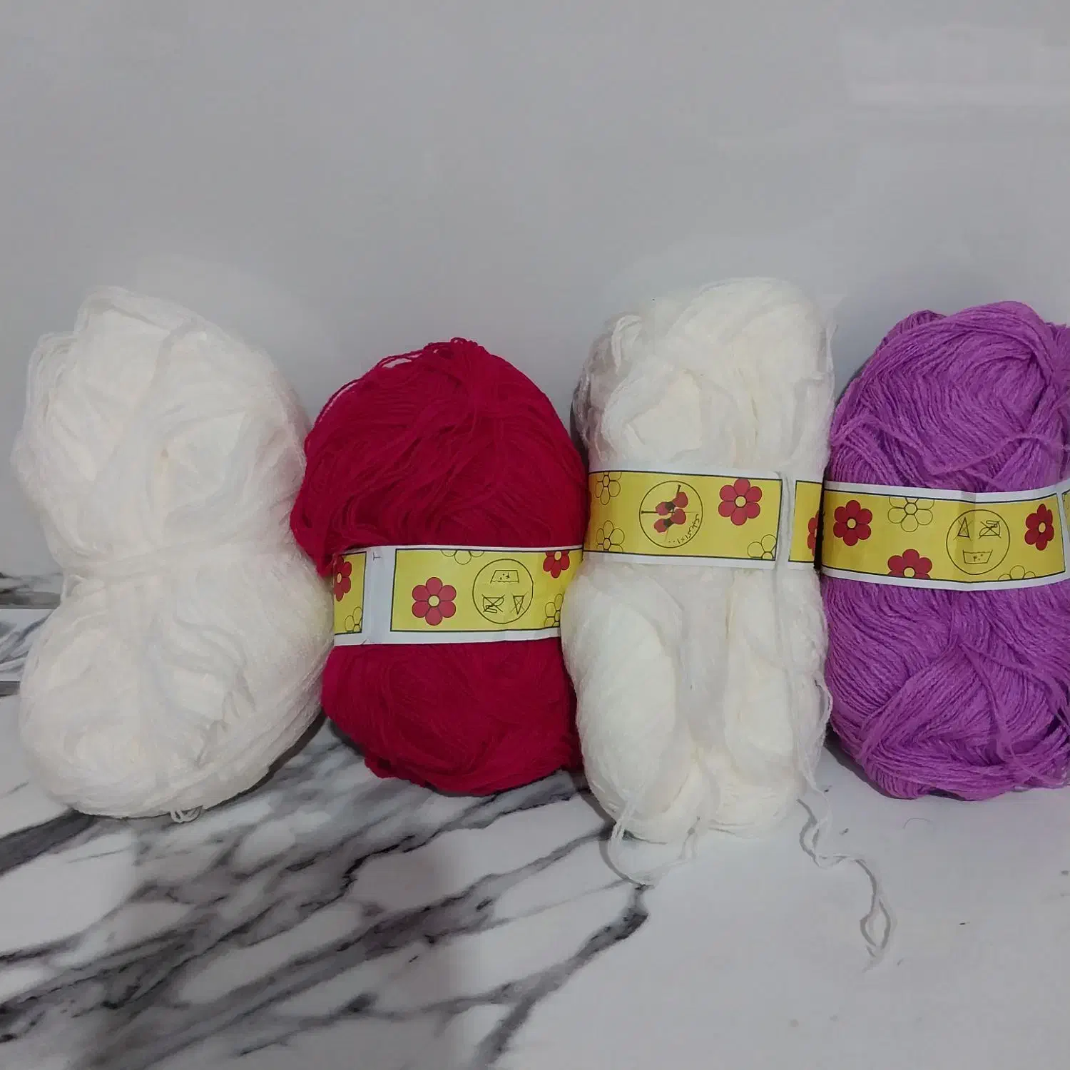 با سلام تعدادی کاموا مناسب برا بافتنی|لوازم خیاطی و بافتنی|رشت, فرزانه|دیوار