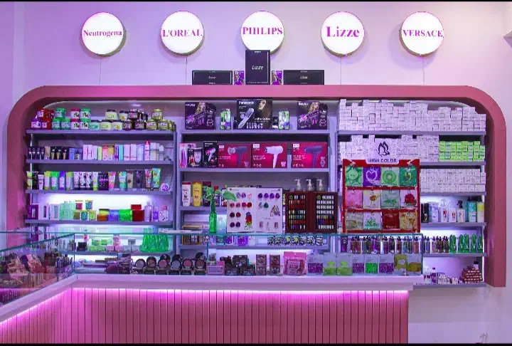 واگذاری لوازم آرایشی بهداشتی بیوتی لند|آرایشگاه و سالنهای زیبایی|سیرجان, |دیوار