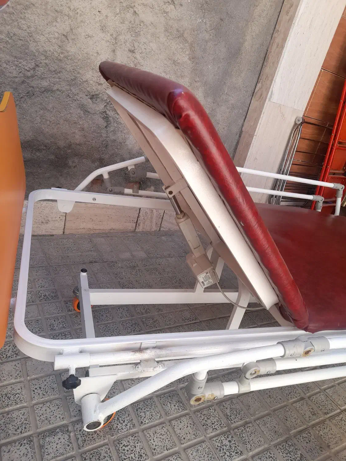 فروش تخت ایستا وبیمار|پزشکی|شهرکرد, |دیوار