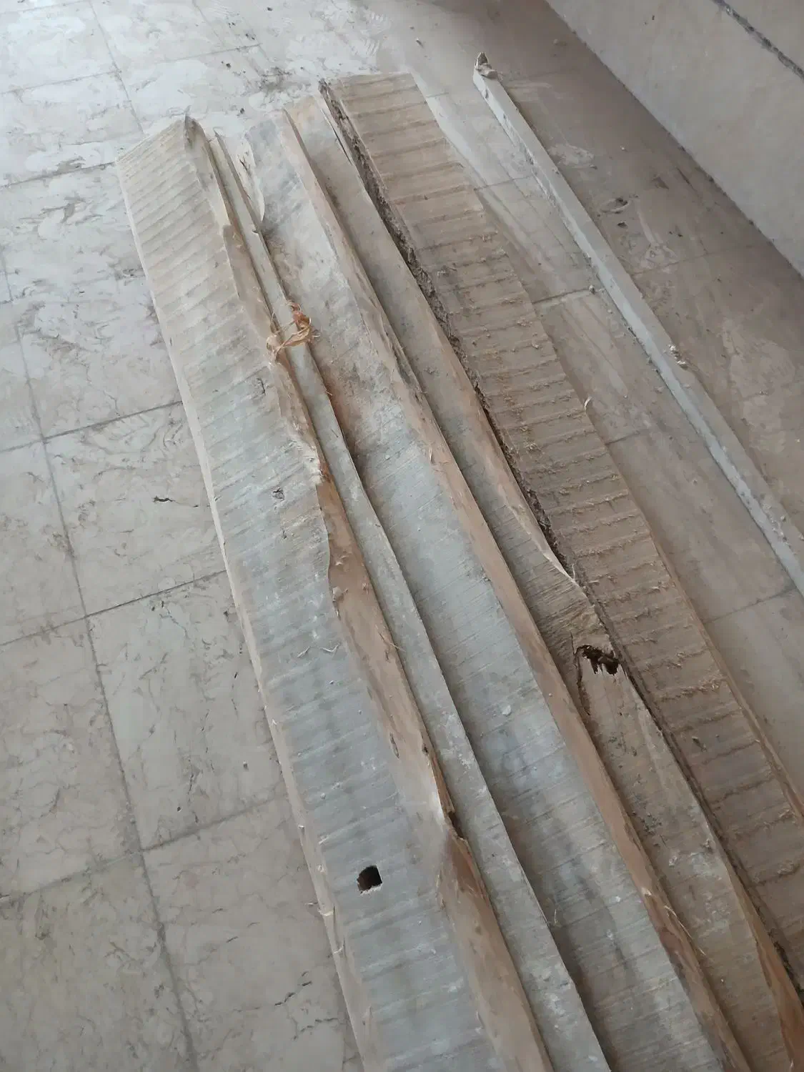 تخته بنایی روسی|مصالح و تجهیزات ساختمان|کرج, شاهین‌ویلا|دیوار