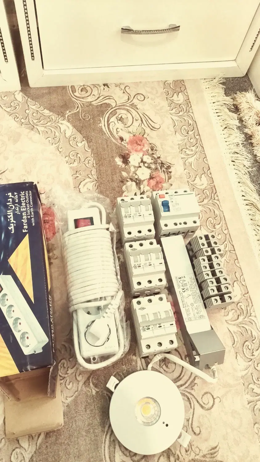 فیوز|لامپ و چراغ|اردبیل, |دیوار