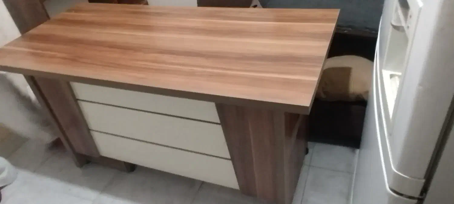 میز تحریر|میز تحریر و کامپیوتر|کرج, عظیمیه|دیوار