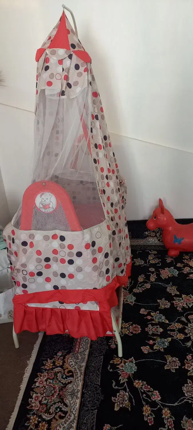 گهواره نوزاد|اسباب و اثاث بچه|اسلامآباد غرب, |دیوار