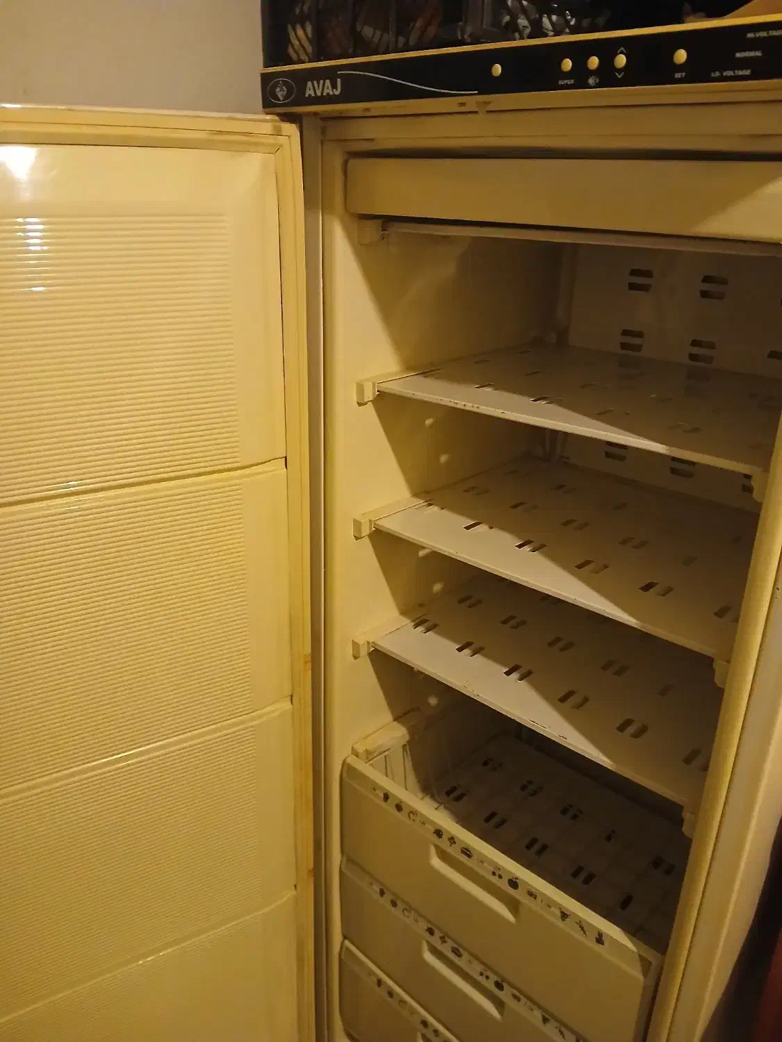 فریزر مدل اواج|یخچال و فریزر|شیراز, قلعه شاهزاده بیگم|دیوار