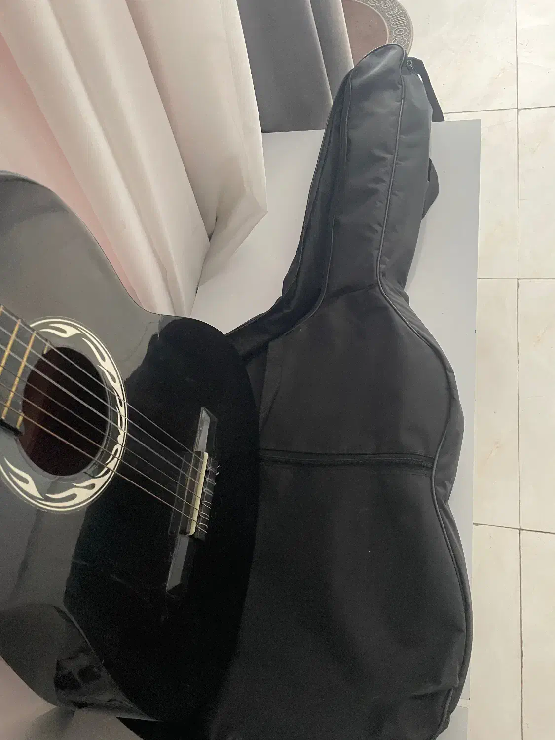 گیتار|گیتار، بیس، امپلیفایر|ابهر, |دیوار