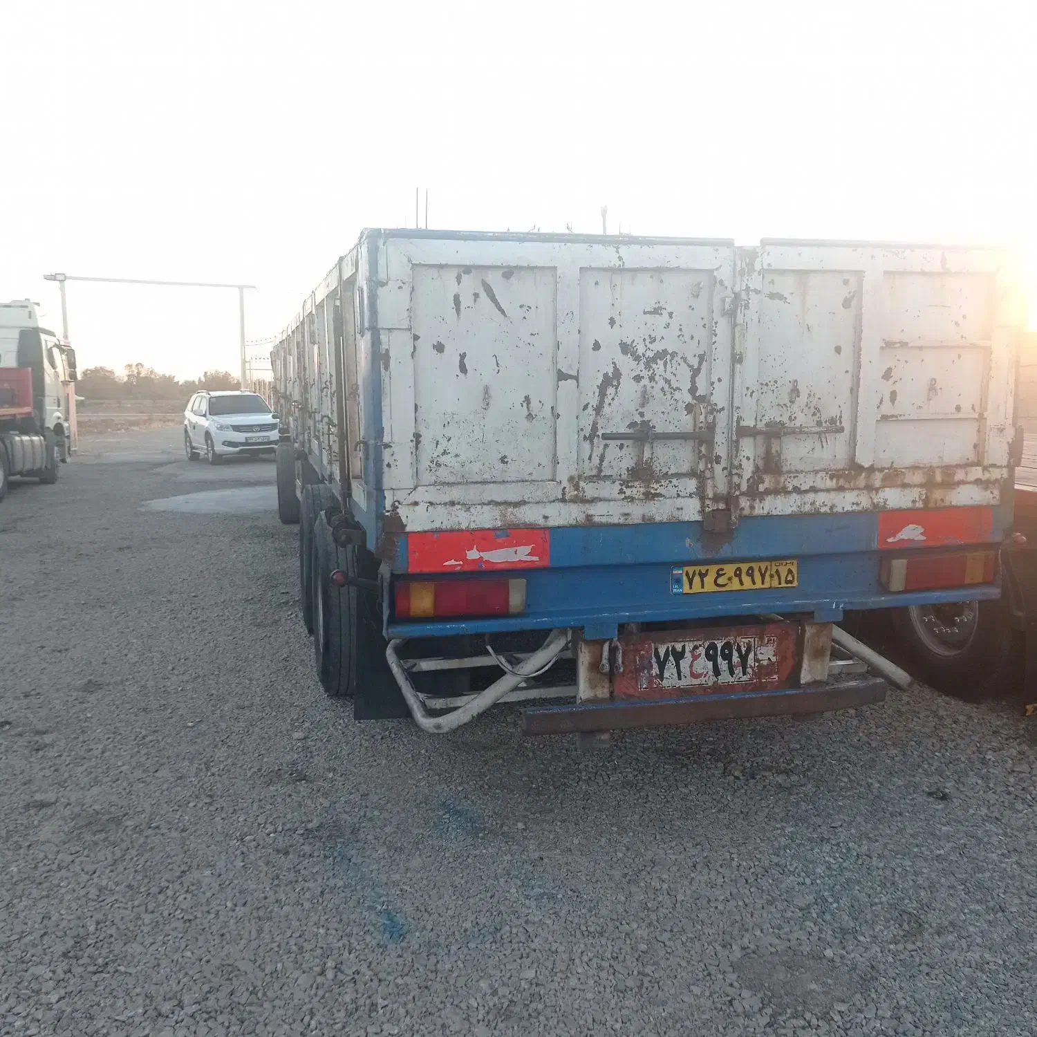 لبه دو محور|قطعات یدکی و لوازم جانبی|عجب شیر, |دیوار