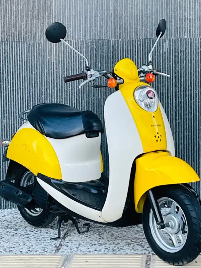 پاکشتی هوندا اسکوپی چهار زمانه ژاپنی اصل|موتورسیکلت|شیراز, کوی زهرا|دیوار