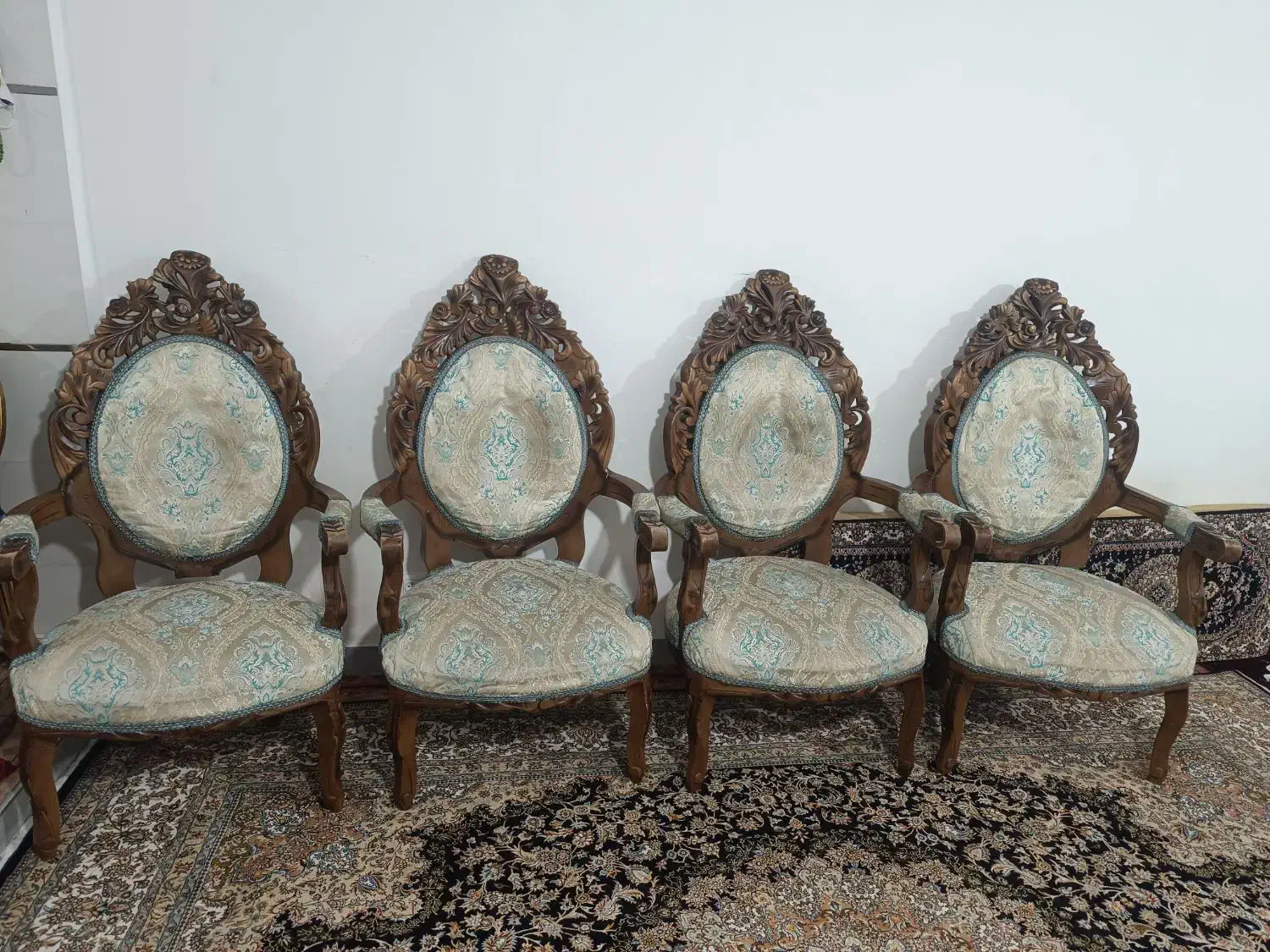 مبل ۹ نفری چوب|مبلمان خانگی و میز عسلی|باسمنج, |دیوار