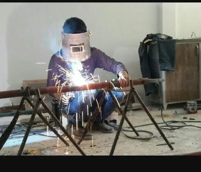 لوله کشی آب وگاز ..نصب شوفاژ،شیر آلات|خدمات پیشه و مهارت|تبریز, |دیوار