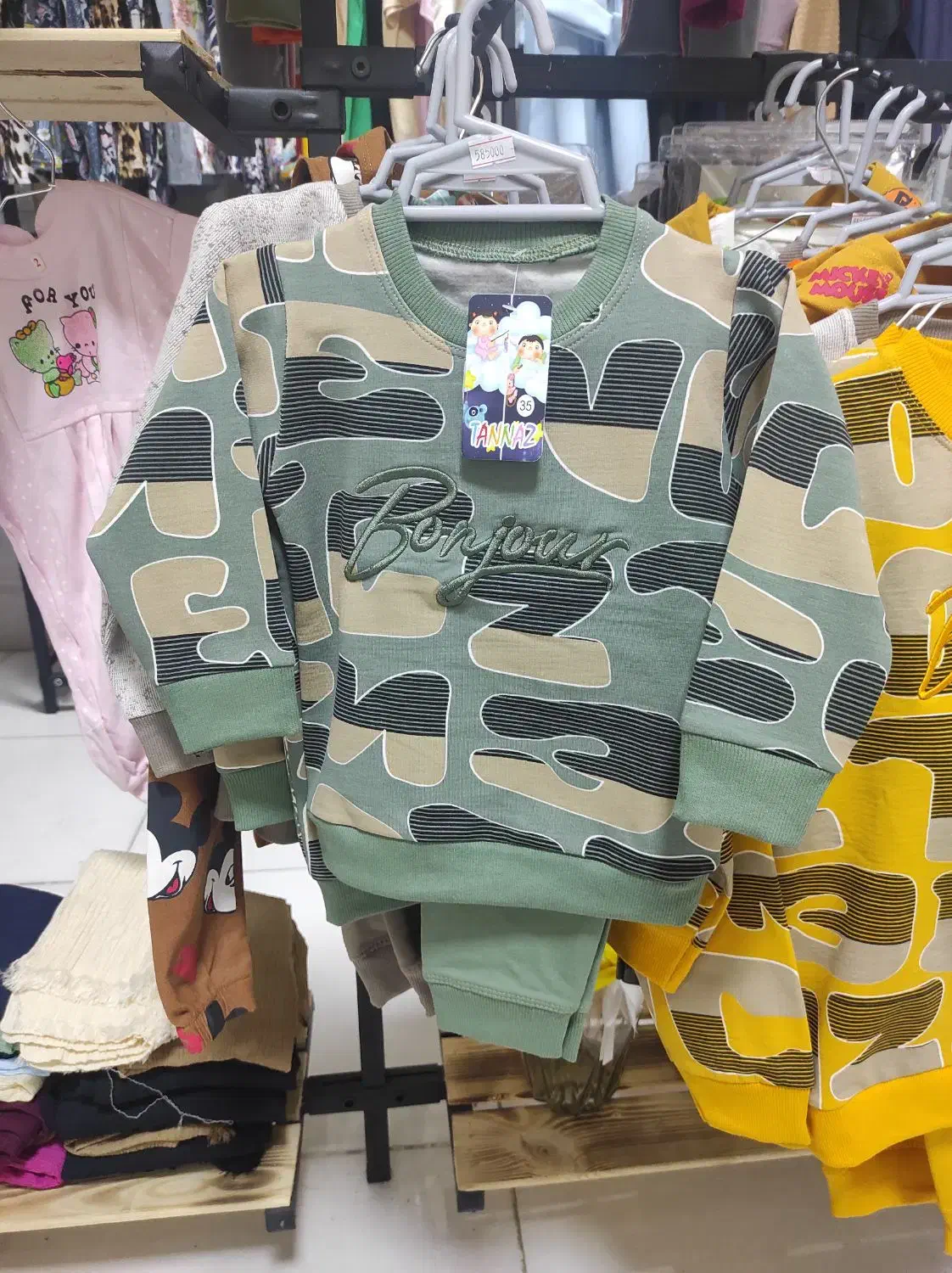 بلوز شلوار ست دخترانه و پسرانه|کفش و لباس بچه|سنقر, |دیوار