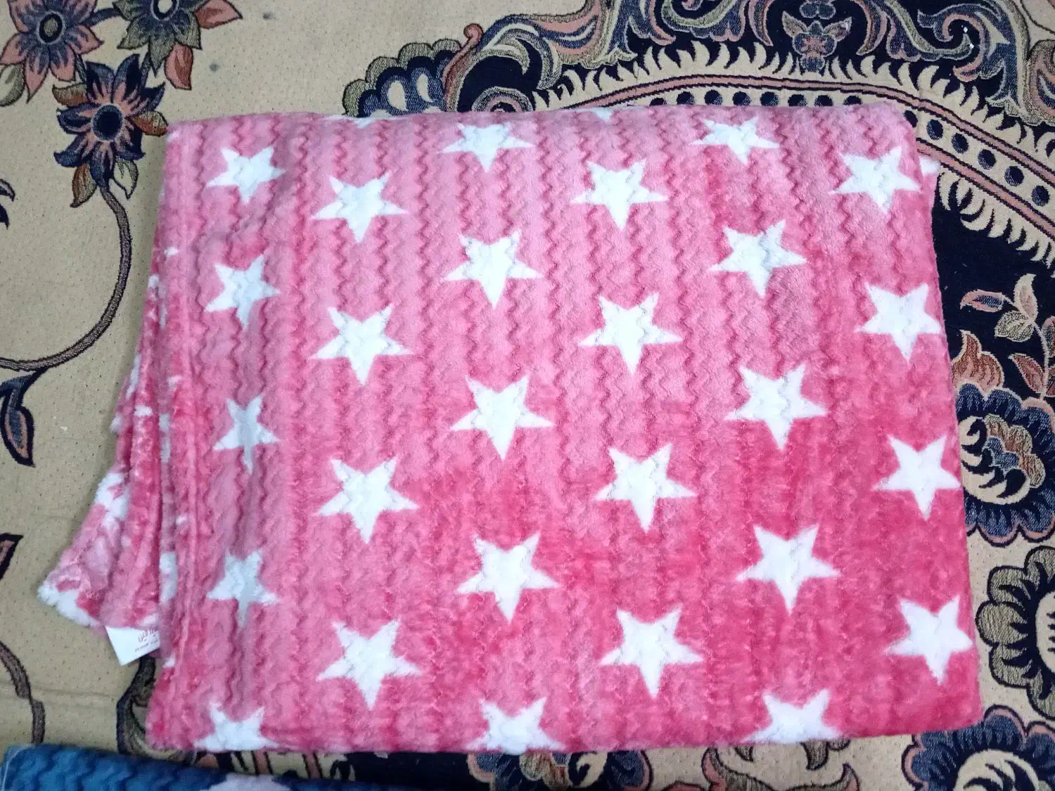 پتو ژله ای یک نفره در دو رنگ صورتی و آبی نو|رختخواب، بالش، پتو|همدان, |دیوار