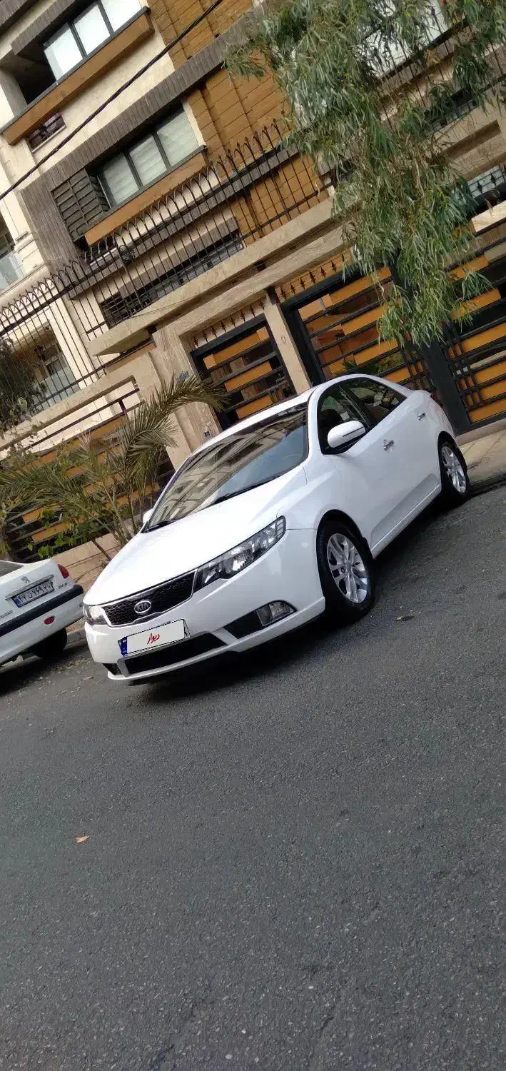 سراتو مدل ۹۷ آپشنال بیرنگ مشابه صفر|خودرو سواری و وانت|تهران, امامت|دیوار