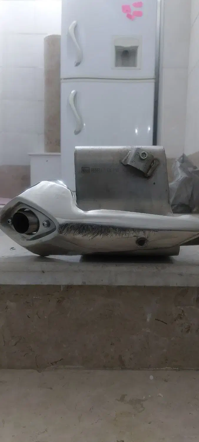 اگزوز بنلی ۳۰۰ فابریک|قطعات یدکی و لوازم جانبی|فردیس, سرحدی|دیوار