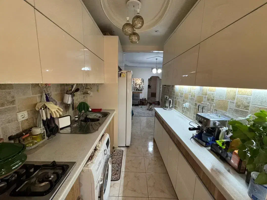 ۵۰مترفول بازسازی شده با پارکینگ طبقه ۴