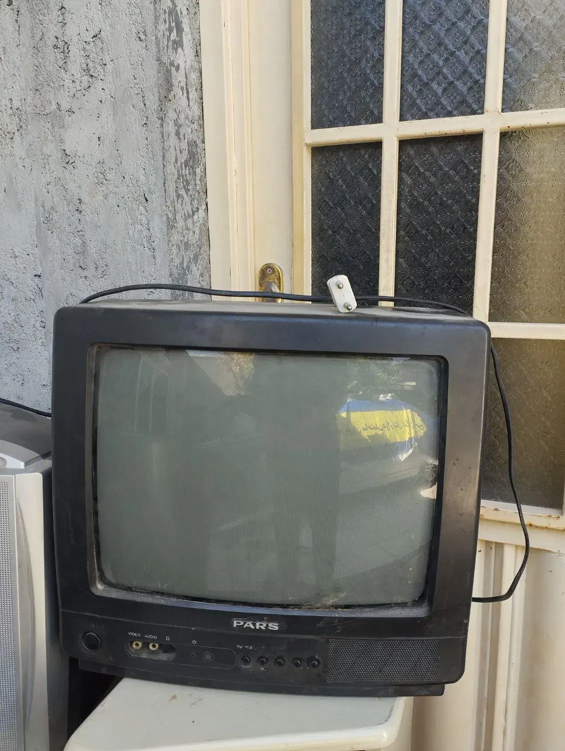 تلویزیون کارکرده|تلویزیون و پروژکتور|لار, |دیوار