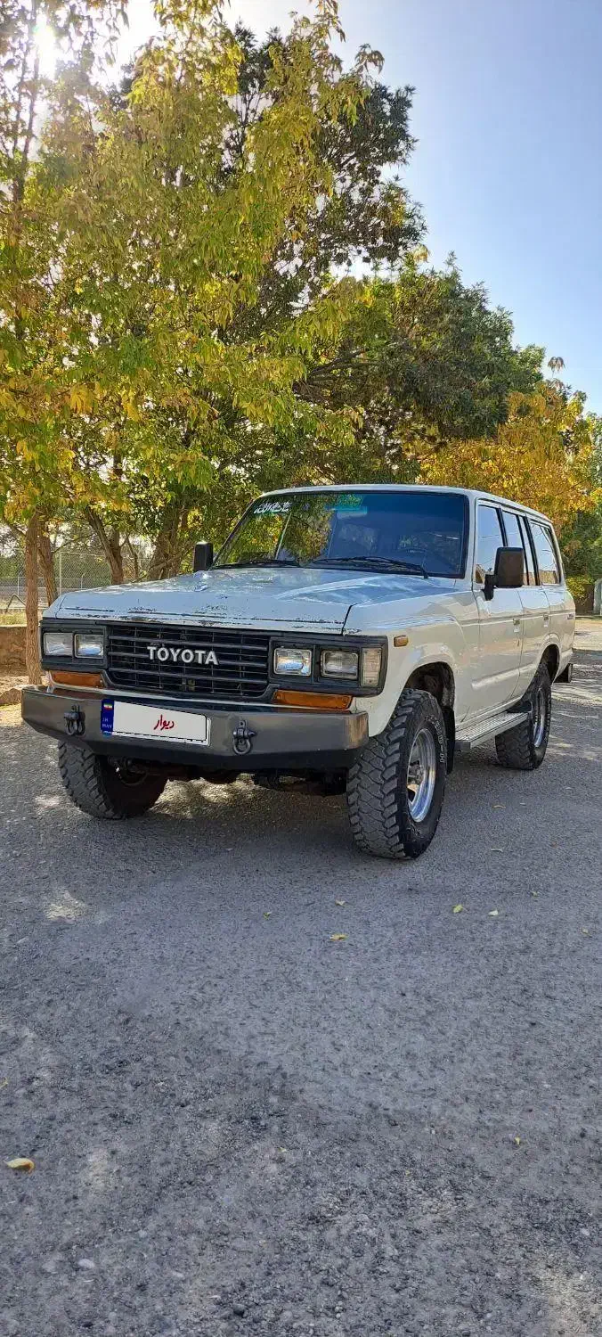 تویوتا استیشن فرماندهی|خودرو کلاسیک|میاندوآب, |دیوار