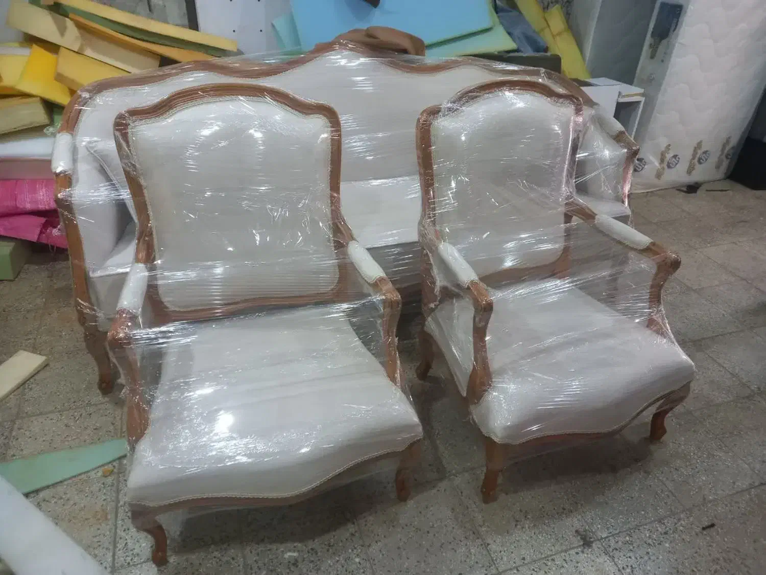 رویه کوبی وتعمیرات مبل|خدمات پیشه و مهارت|اراک, |دیوار