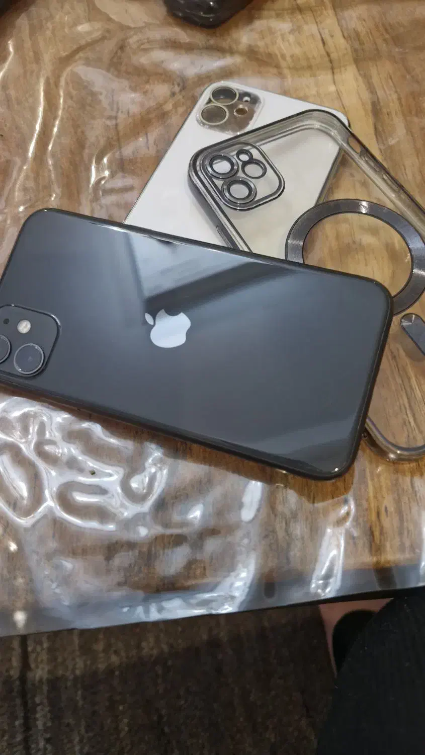 گوشی آیفون  ۱۱|موبایل|تهران, شهرک صدرا|دیوار