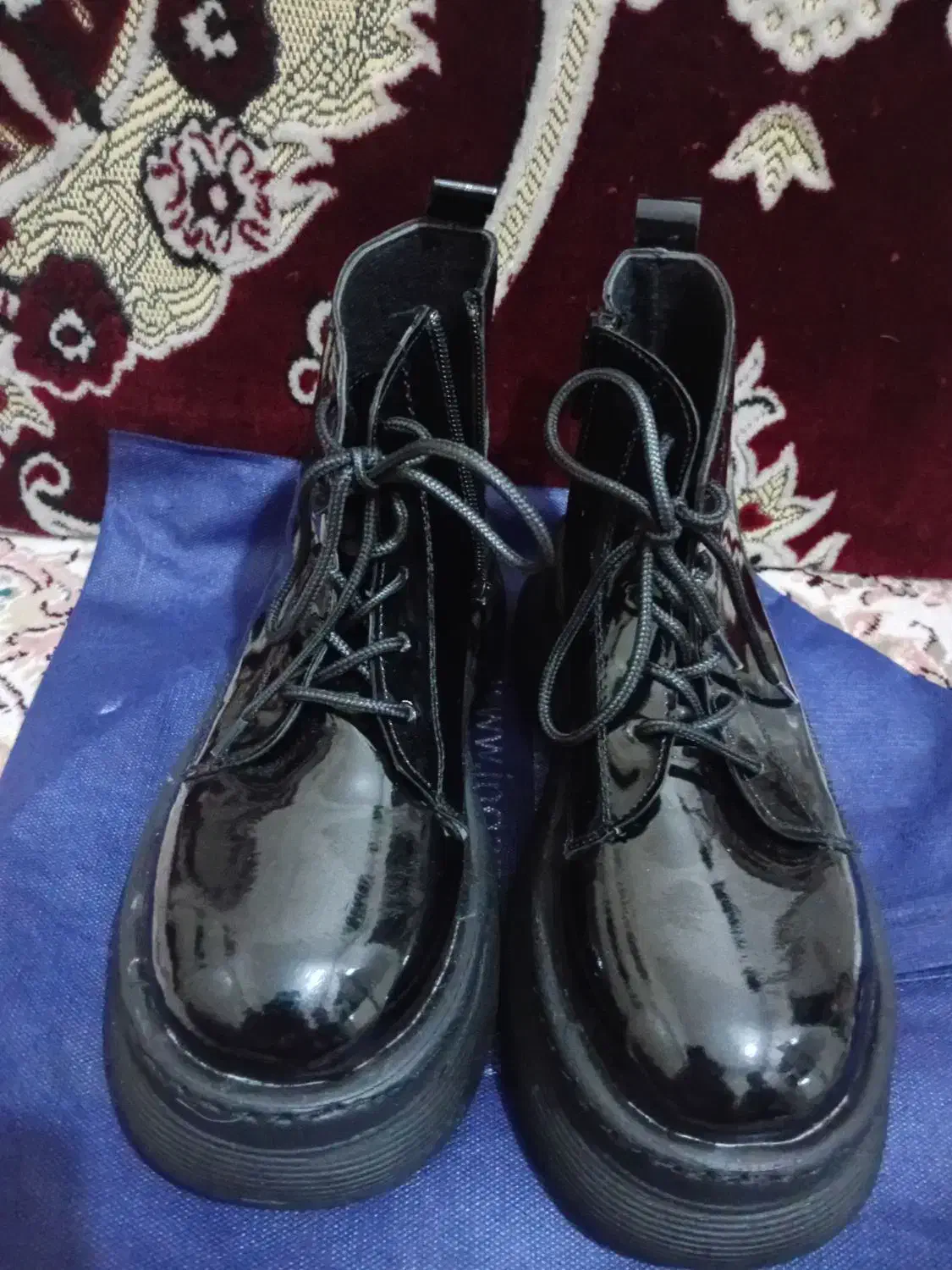 نیم بوت|کیف، کفش، کمربند|مشگین شهر, |دیوار