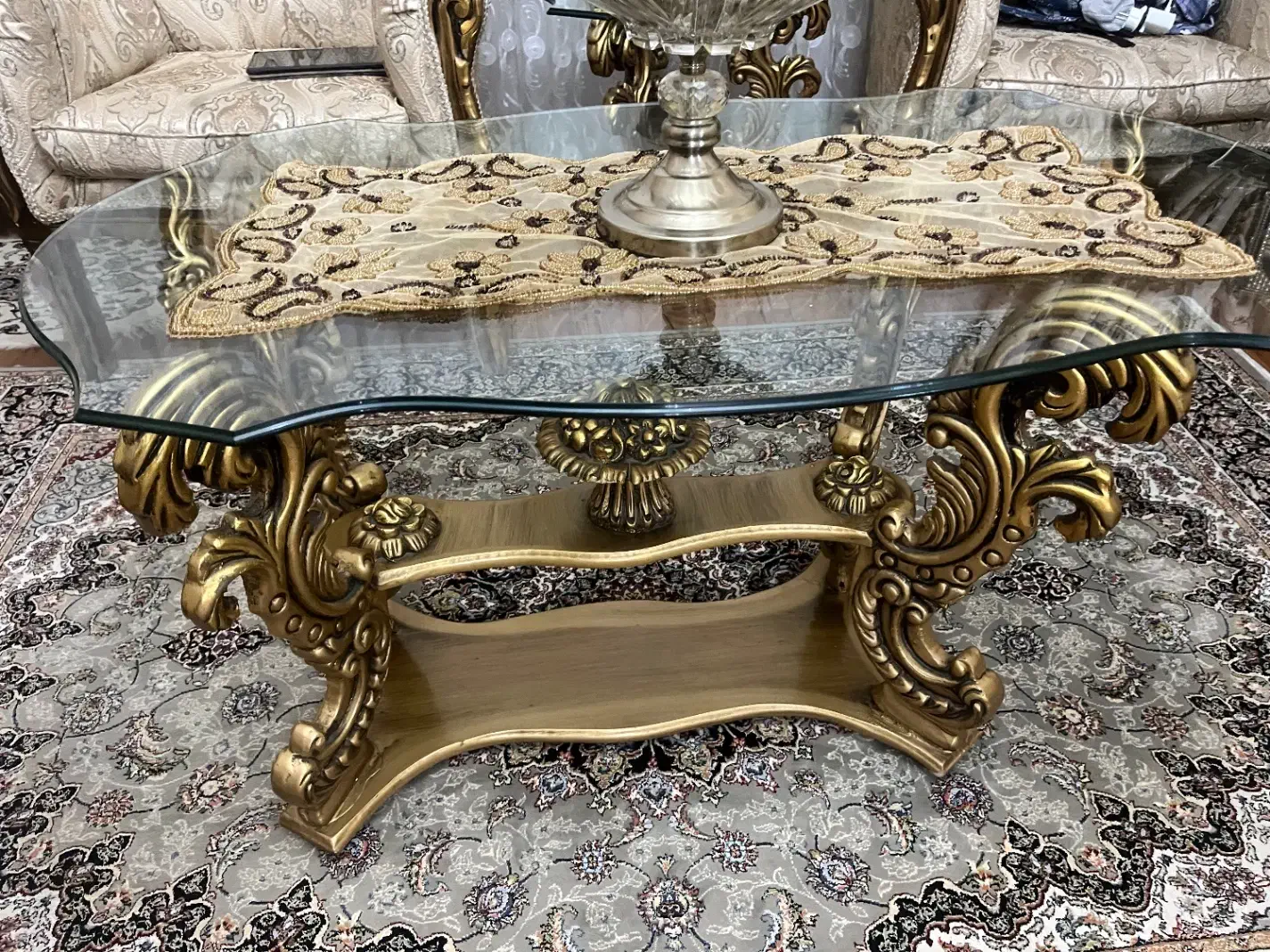 مبل کلاسیک۹ نفره|مبلمان خانگی و میز عسلی|ماسال, |دیوار