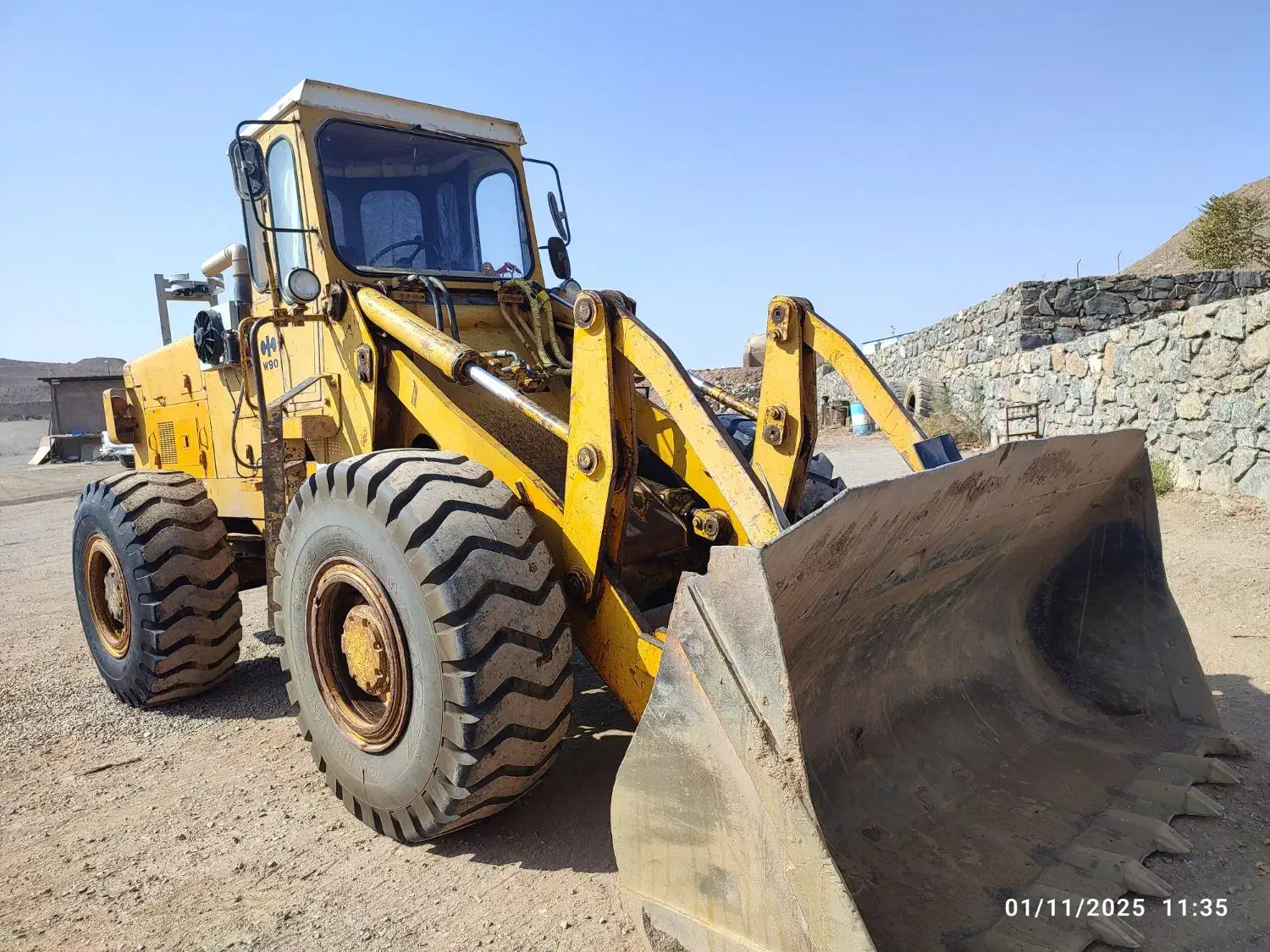 لودر کوماتسو 90 (w90)|خودرو سنگین|آفتاب, |دیوار