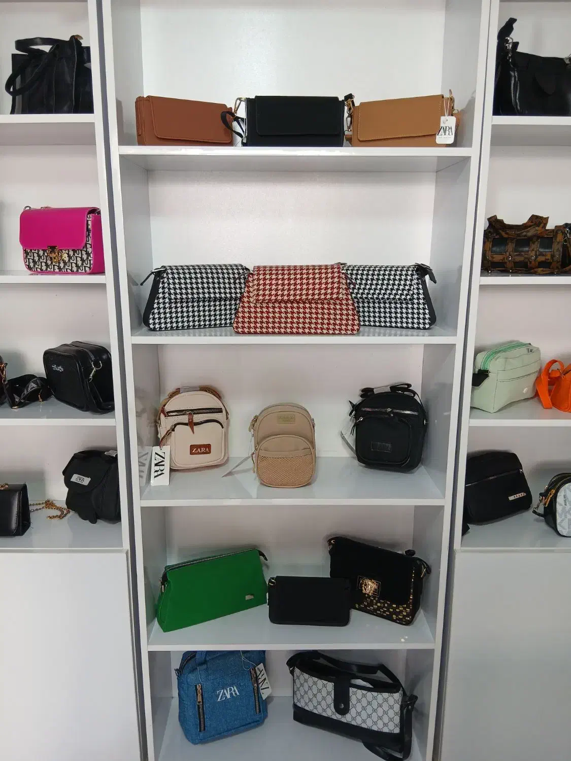 تخفیف بلک فرایدی کیف های وارداتی|کیف، کفش، کمربند|اصفهان, خانه اصفهان|دیوار