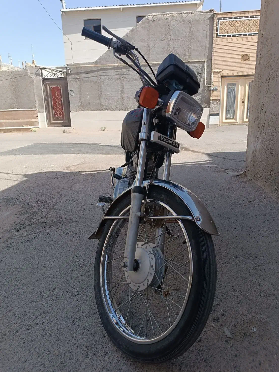 موتور هندا ۱۲۵ کیان مدل۸۹|موتورسیکلت|آران و بیدگل, |دیوار