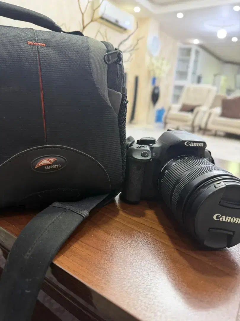 دوربین canon D700 با لنز ۱۸-۱۳۵|دوربین عکاسی و فیلمبرداری|بندرعباس, |دیوار