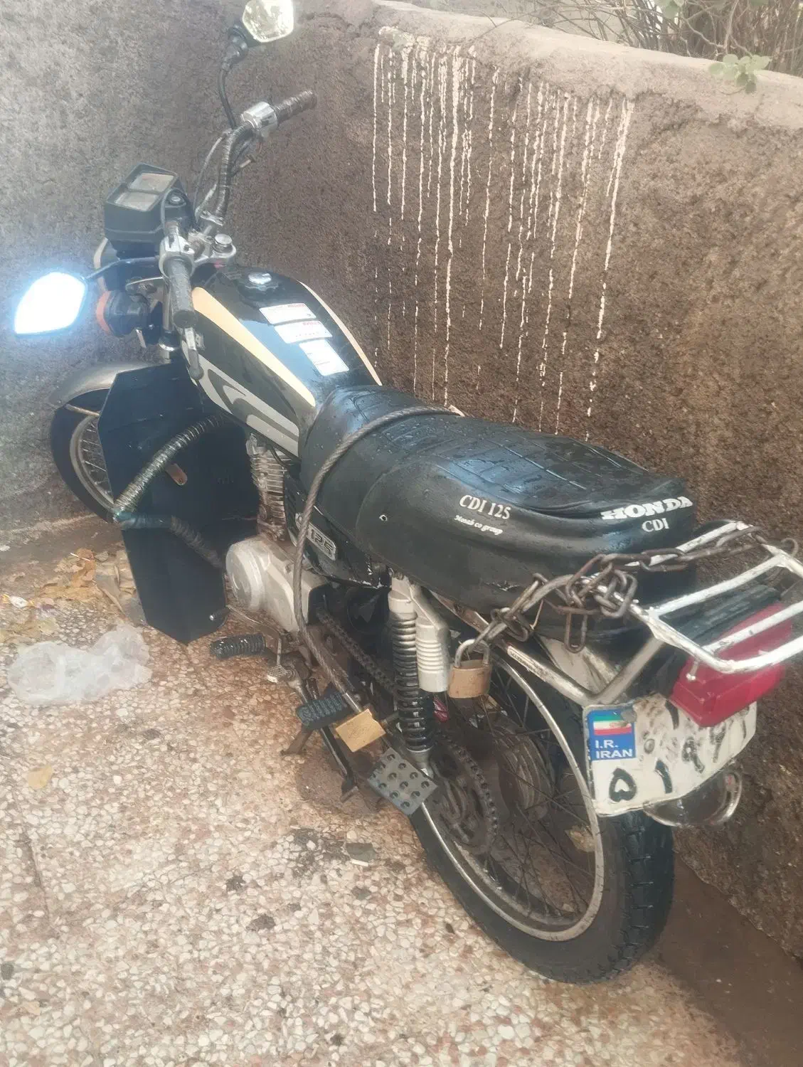 پرند موتور مدل 80|موتورسیکلت|پرند, فاز ۵|دیوار