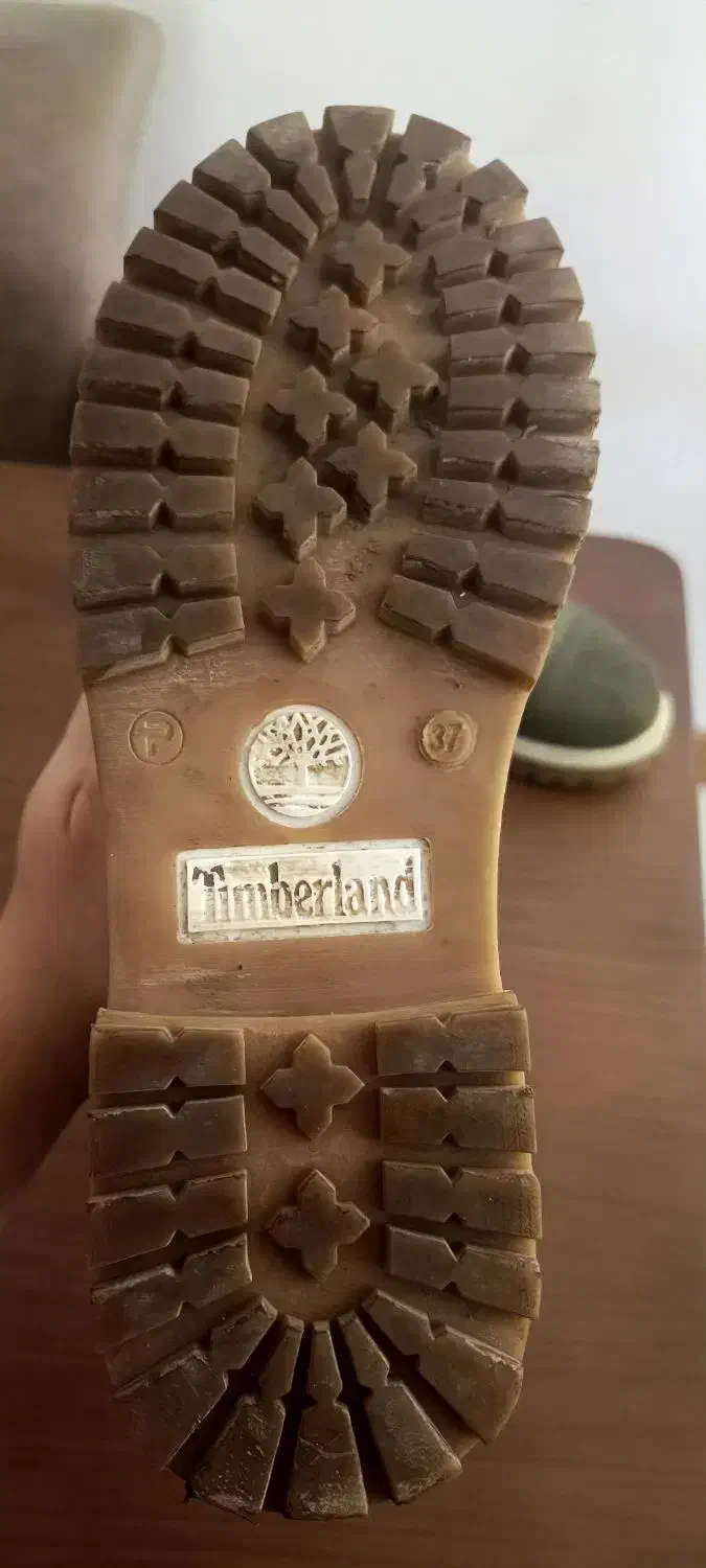 بوت|کیف، کفش، کمربند|فولادشهر, C8|دیوار