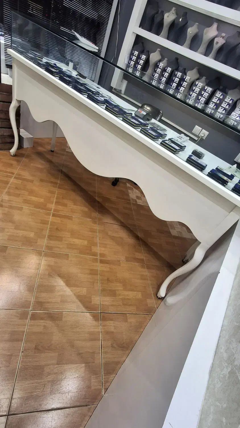 فروش ویترین|فروشگاه و مغازه|مشهد, هنرستان|دیوار