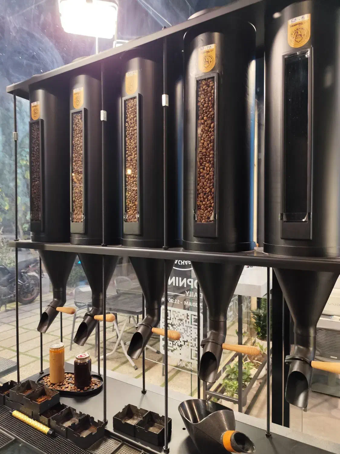 سیلوی قهوه ۵ مخزن ۵کیلویی استوانه ای با کلاف فلزی|کافیشاپ و رستوران|تهران, سعادتآباد|دیوار