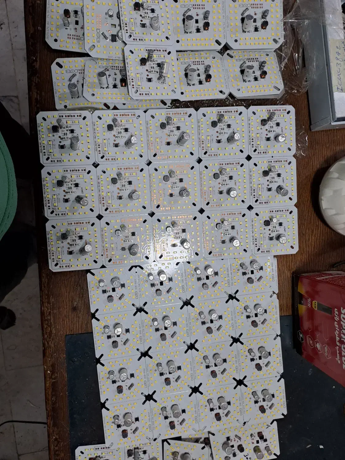 تعمیرات انواع لامپ های LED|لامپ و چراغ|سمنان, |دیوار