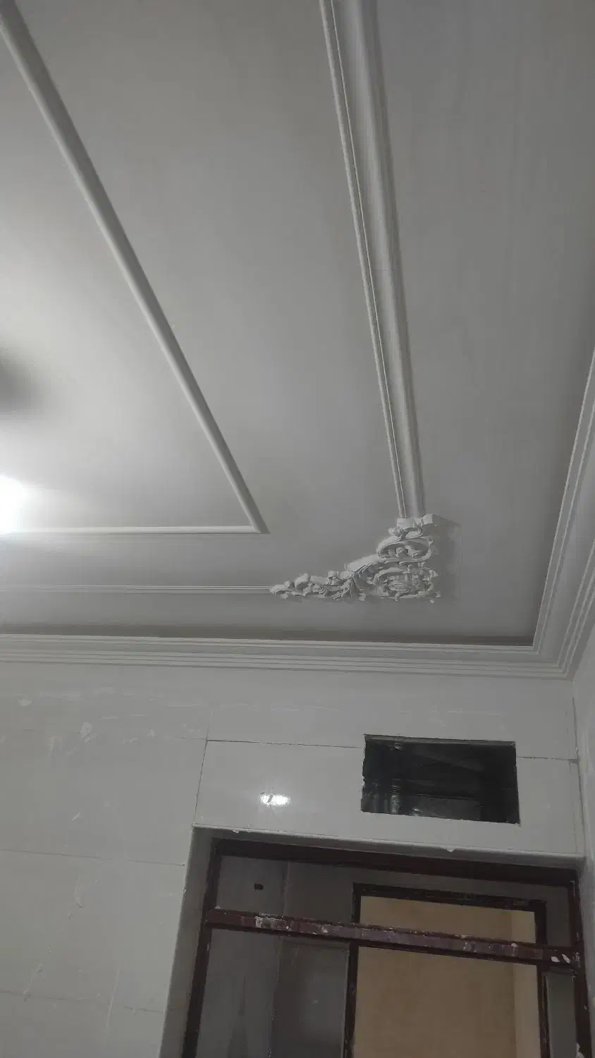 شاگرد گچ خاک و سفید کار|استخدام معماری، عمران و ساختمانی|پیرانشهر, |دیوار