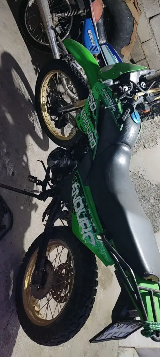 تریل فلات|موتورسیکلت|خرمآباد, |دیوار