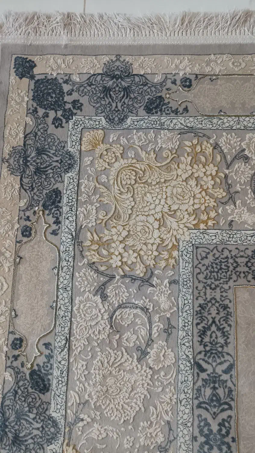 فرش 1200 شانه زمینه نقره ای برجسته|فرش|کمیجان, |دیوار