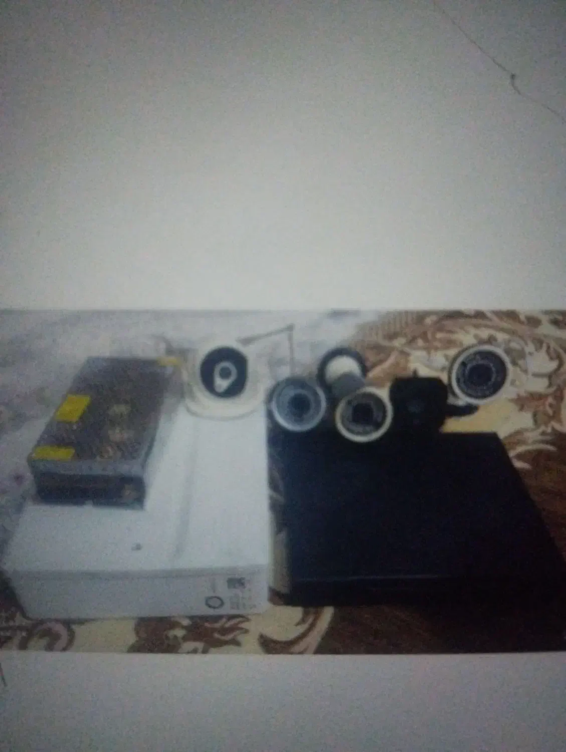 دوربین مدار بسته همه چی داره سالم بصمانت|دوربین مداربسته|کاشمر, |دیوار