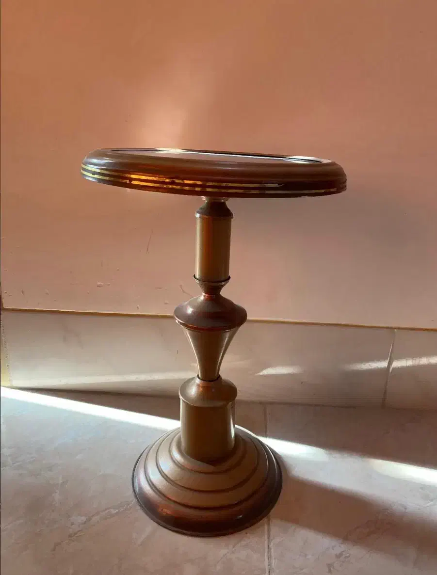 میز تلفن فلزی سالم|میز تلفن|نجفآباد, سعدی|دیوار