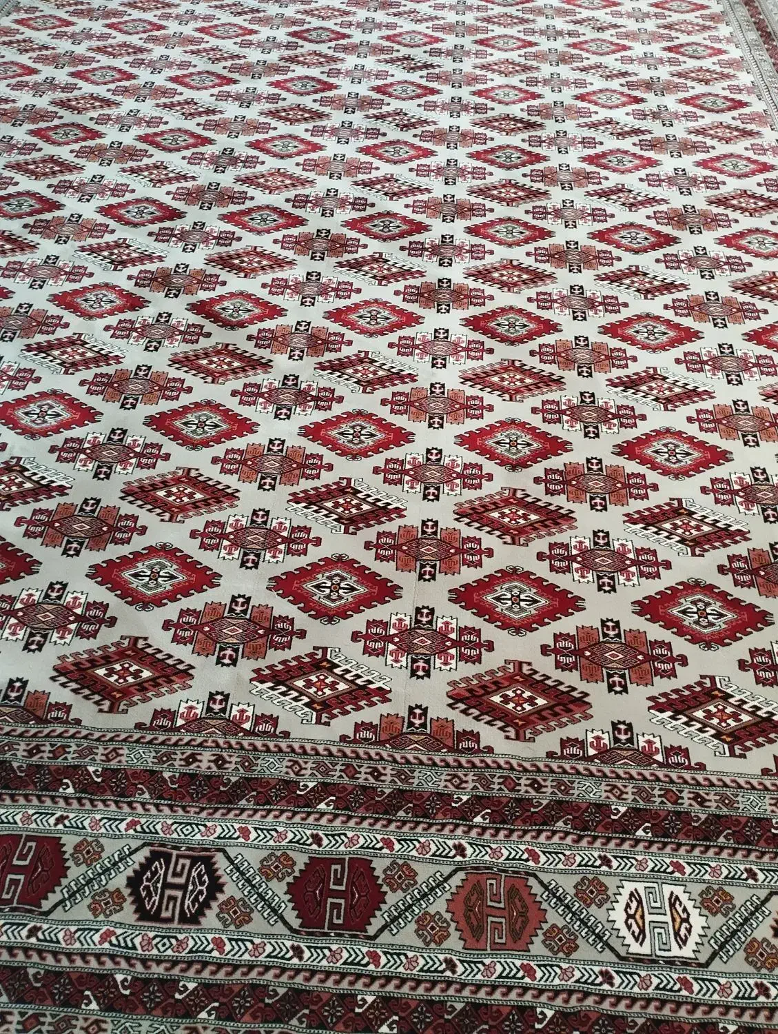 ۱۲متری حصارگل فیلی|فرش|گنبد کاووس, |دیوار