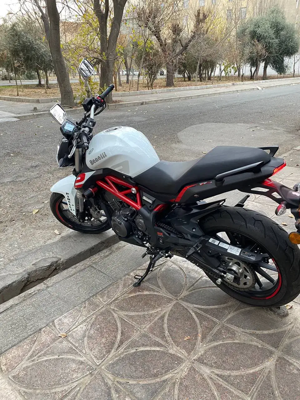 بنلی ۳۰۰cc|موتورسیکلت|تهران, ابوذر|دیوار