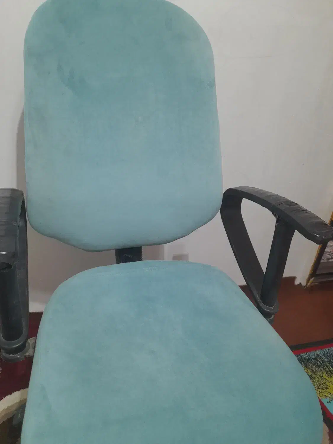 صندلی گردون|صندلی و نیمکت|اردبیل, |دیوار