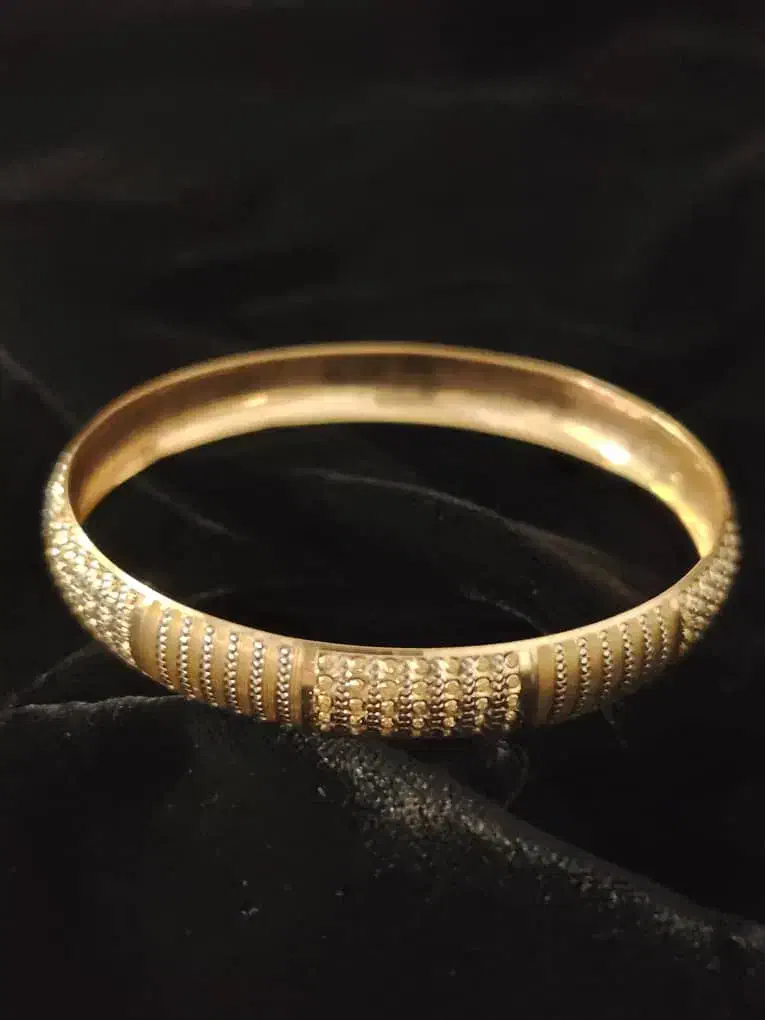 خرید وفروش انواع طلای نو و بدون اجرت باقیمت مناسب|جواهرات|خرمآباد, |دیوار