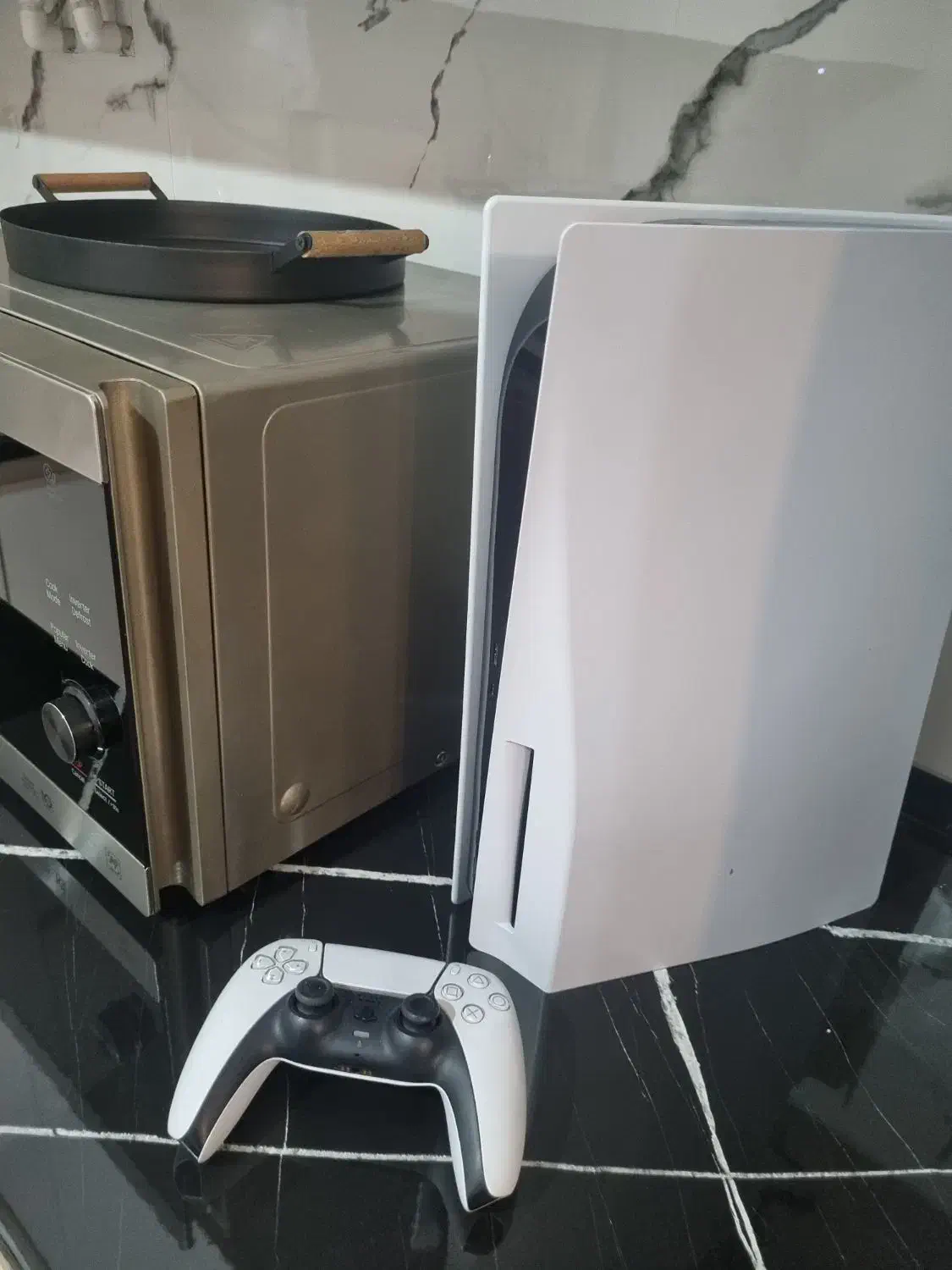 پلیستیشن ۵ ps 5|کنسول، بازی ویدئویی و آنلاین|میانه, |دیوار