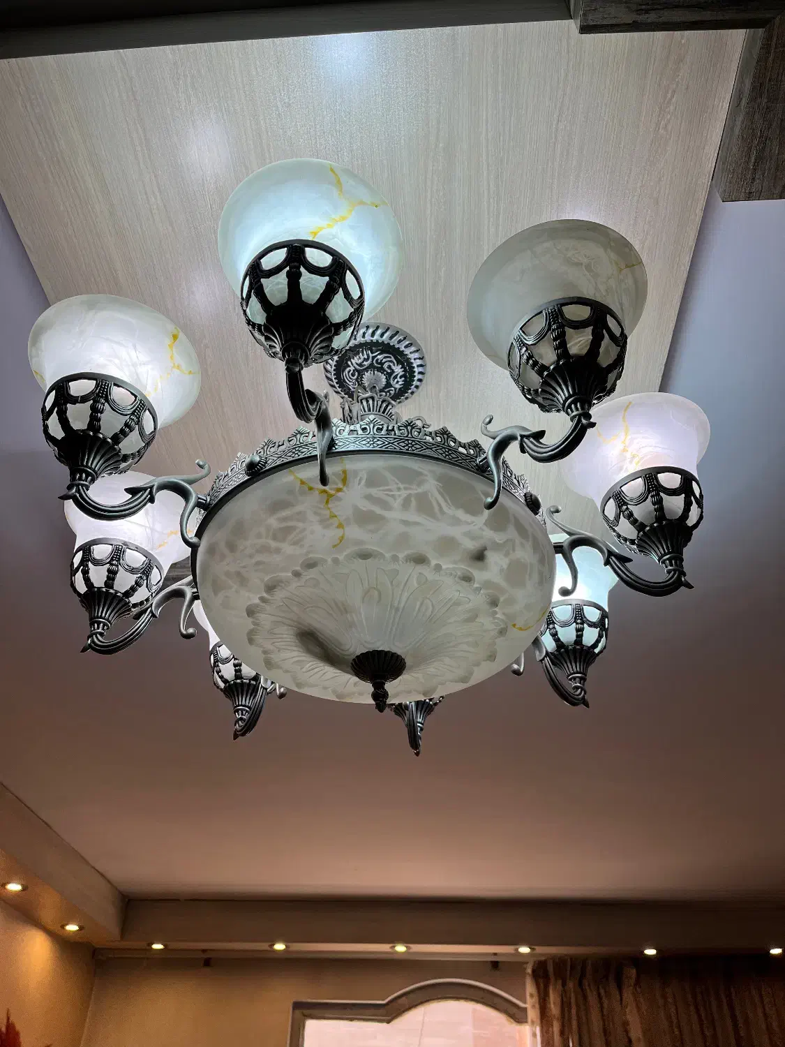 لوستر چند شاخه|لوستر و چراغ آویز|مشهد, فتح المبین|دیوار